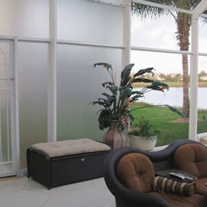 Florida Glass Screen 36 in x 50 ft Plastic Laminate – 1604