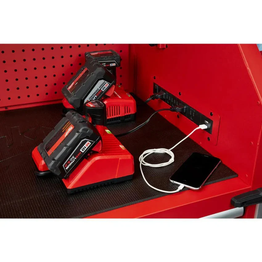 Milwaukee High Capacity 56 in 18-Drawer Steel Tool Chest And Cabinet Combo – Red And Black