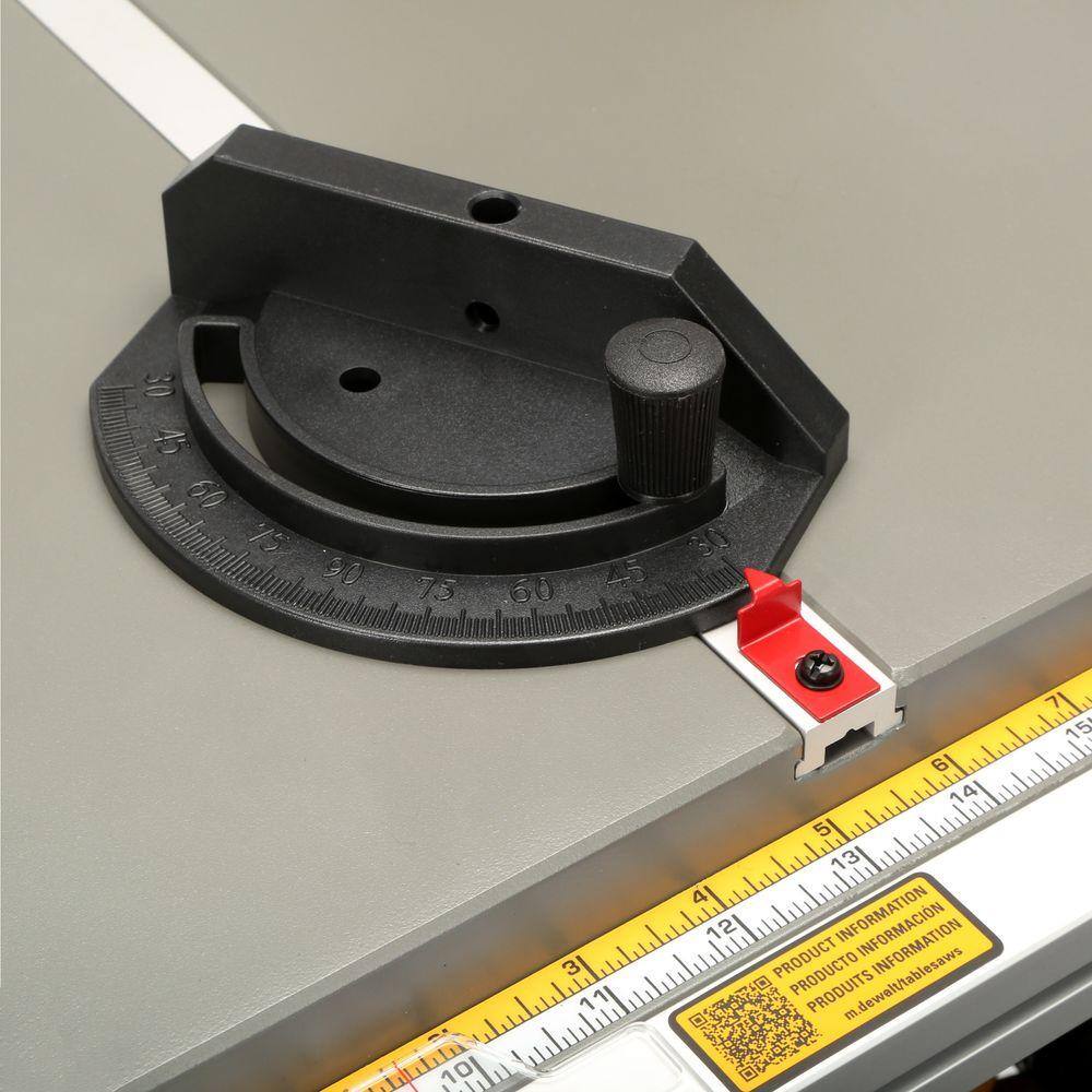 DEWALT 15 Amp Corded 10 in. Jobsite Table Saw With Rolling Stand – DWE7491RS