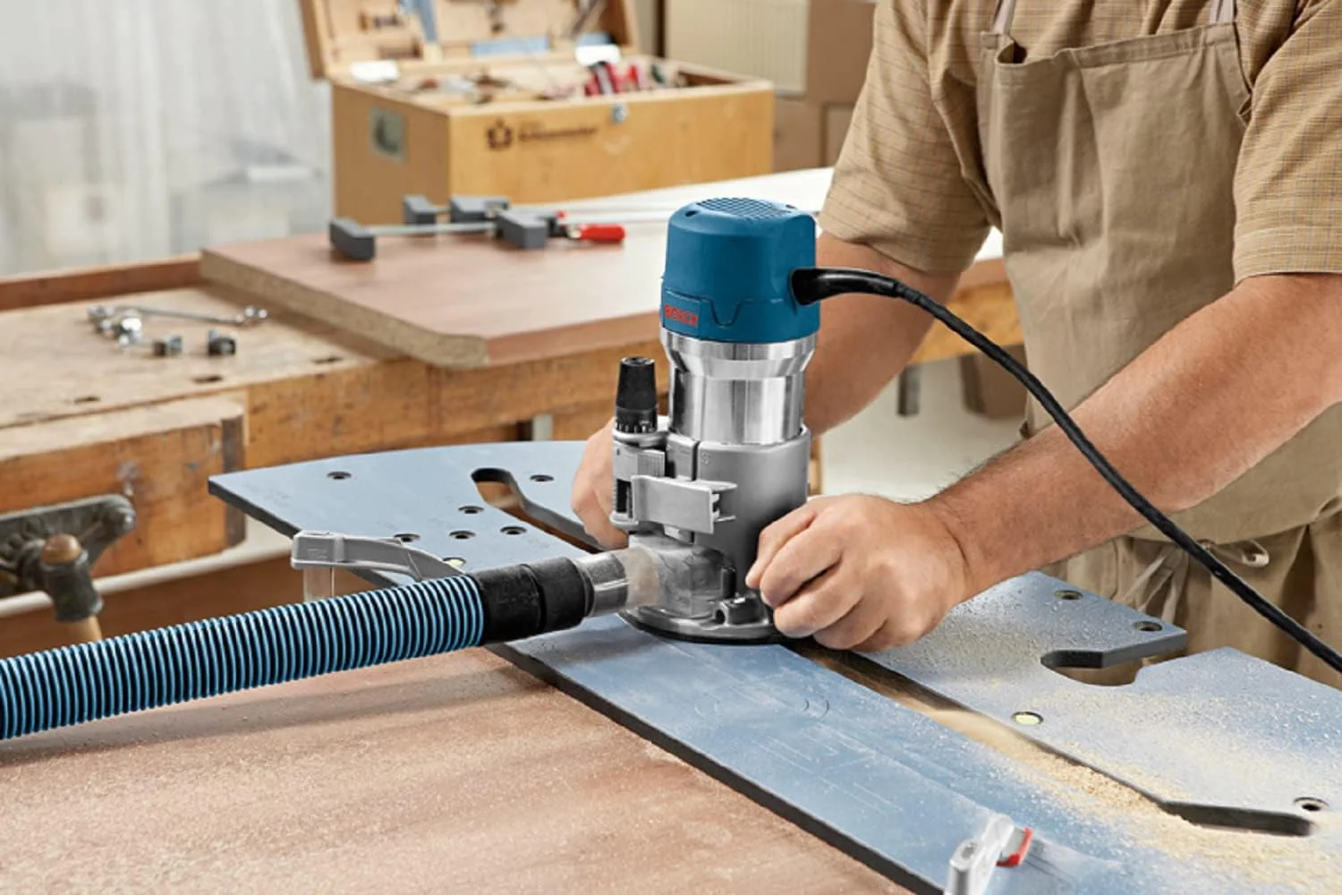 1617EVSPK Wood 12 Amp Router Tool Combo Kit – 2.25 Horsepower Plunge Router & Fixed Base with a Variable Speed