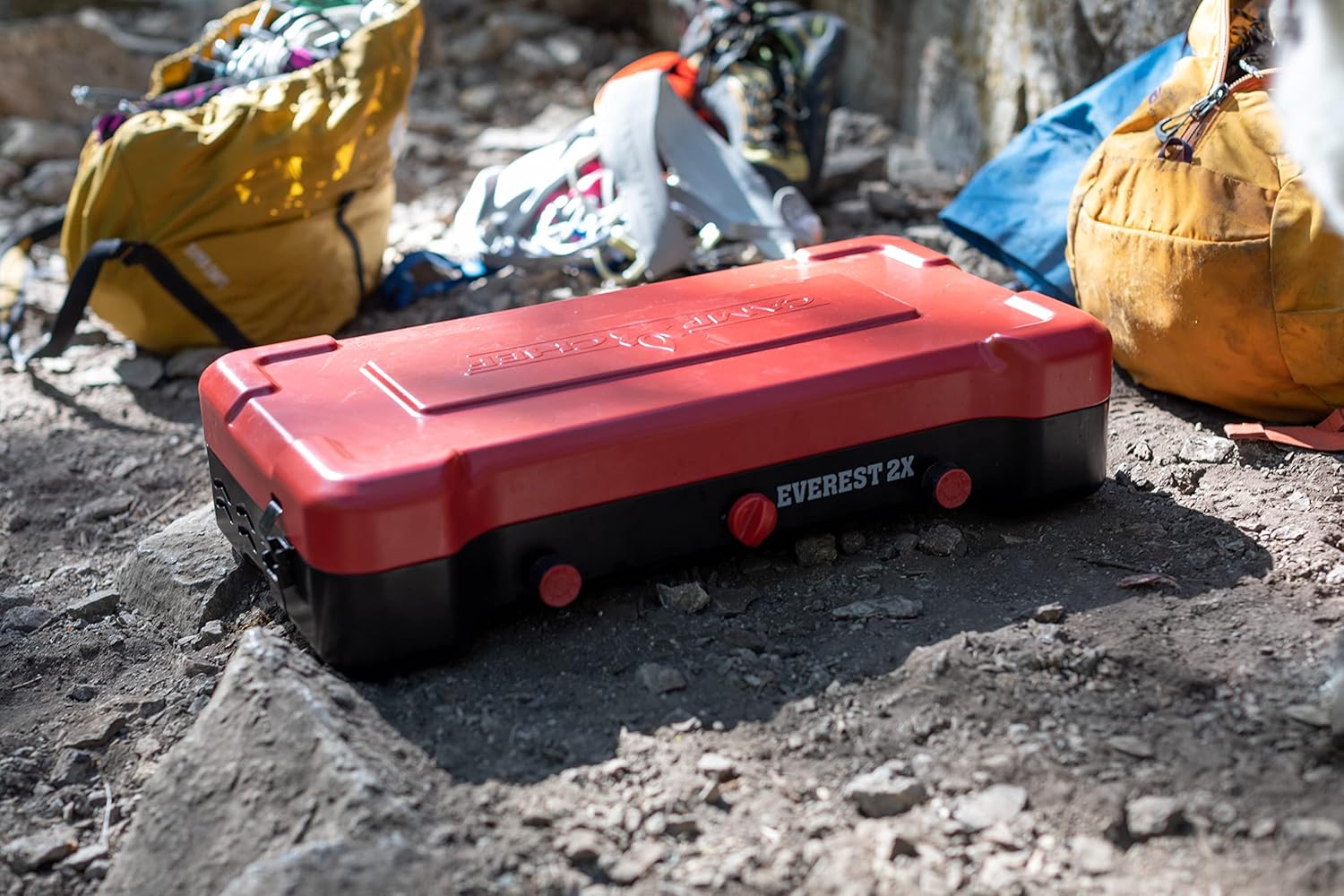 Mountain Series Everest 2X – High Output Two-Burner Camp Stove – Lid Doubles as Windscreen – Portable Cooking Stove – For Outdoor Cooking – 20,000 BTU Burners – 215 Sq In Cooking Area