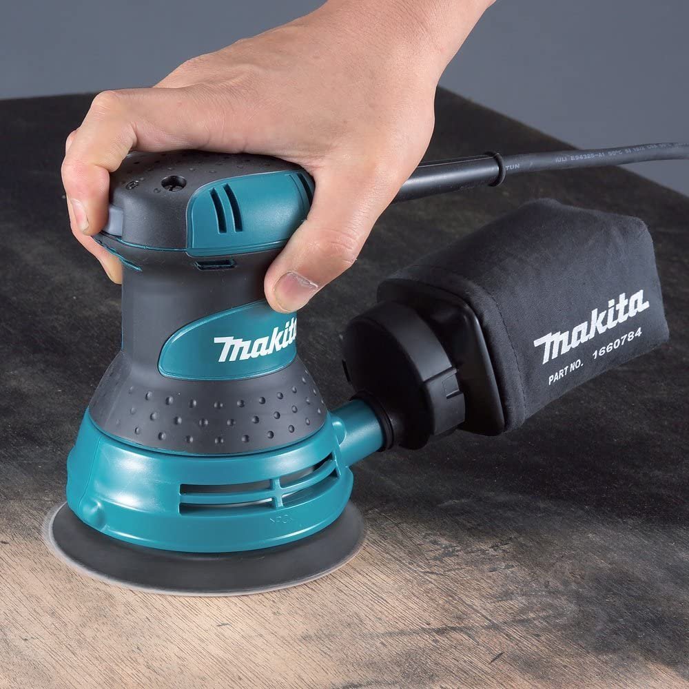 Makita 5 in Random Orbit Sander, 3.0A – BO5030K